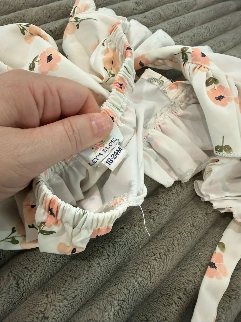 Baby Floral Ruffle One-Piece Bodysuit in Peach Floral